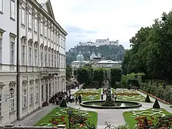 Сад замка с видом на Собор и Хоэнзальцбург