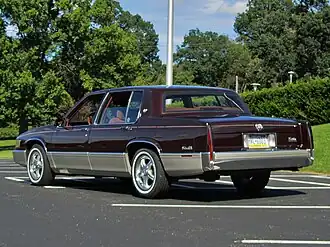 1990 Cadillac Sedan Deville