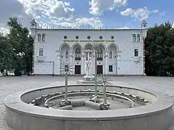 улица Сулеймена Саургалиева, 1 (Дом культуры им. Курмангазы)