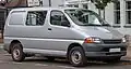2001 Toyota HiAce Powervan GS SWB 2.4 (LXH12; Великобритания)