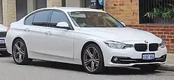 Седан BMW 318i после обновления