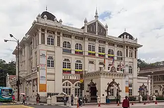 Бывший Национальный исторический музей