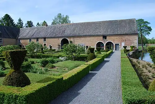 Сад внутри бывшего форбурга