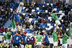 Морозов (в центре №1) против Португалии в феврале 2020