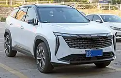 Geely Atlas спереди