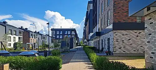 Внутренний двор между домами по ул. Пилле и ул. Веэренни