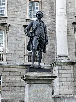 Памятник Эдмунду Бёрку, Тринити-колледж (Дублин)