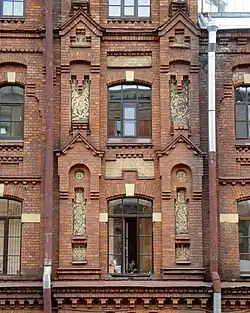 Украшения в технике граффито