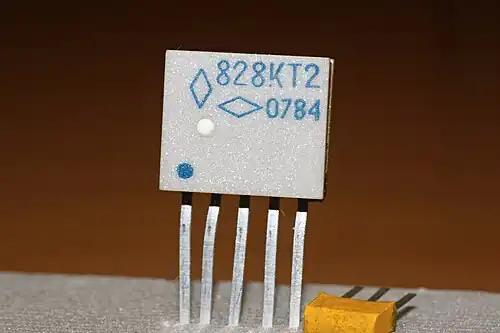 Микросхема 828 серии