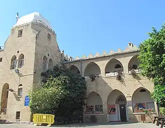 Корпус филиала средней школы в районе Хадар ха-Кармель