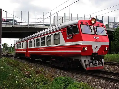 Автомотриса АР2-01 проходит перегон