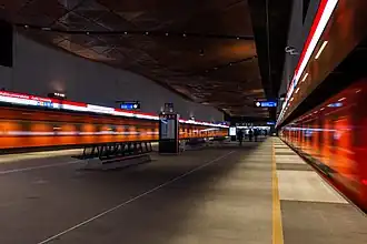 Станция Университет Аалто в день открытия