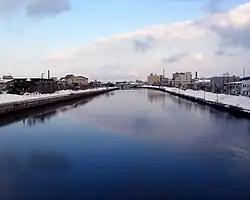 Река около устья в феврале 2004 года