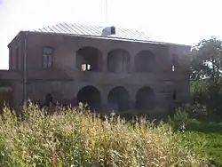 Дом настоятеля возле церкви