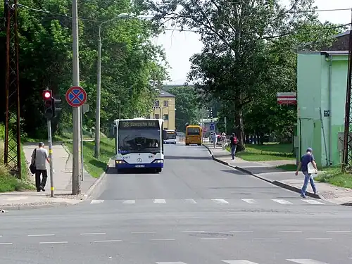 Вид от улицы Дзирнаву