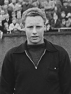 Ад ван де Пол в марте 1952