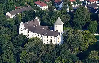 Вид замка с высоты птичьего полёта