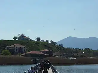 Вид с понтонного моста