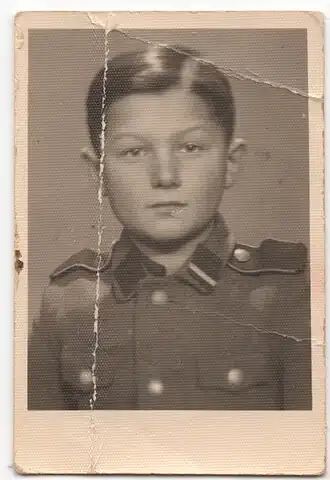 Алекс Курзем в военной форме