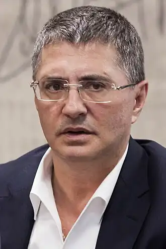 Александр Мясников на презентации книги «Пора лечиться правильно» в Московском доме книги(5 июня 2018 года).