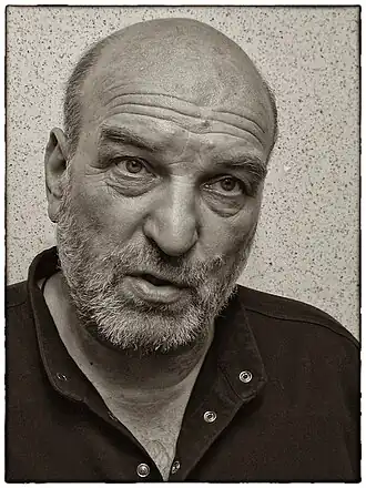 Студийная фотография, 1 января 2000 года 
(фото Игоря Верещагина)