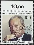 почтовая марка ФРГ, посвящённая В. Брандту. 1993 100 пф  (Sc #1819)