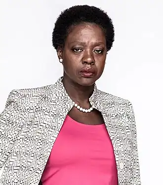 Виола Дэвис в роли Аманды Уоллерв фильме «Отряд самоубийц» (2016)