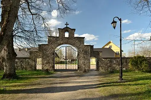 Ограда церковного сада