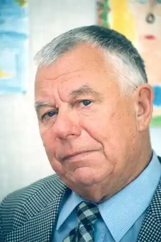 советский, российский писатель, общественный деятель