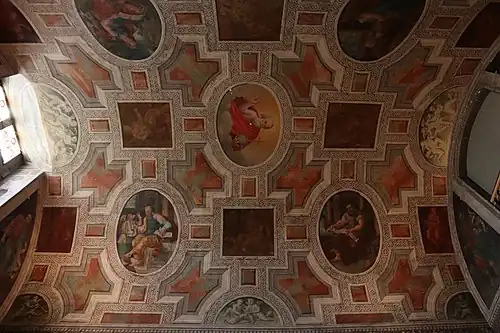 Свод капеллы в Анси-ле-Фран