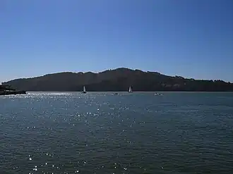 Вид на Энджел из Тибурона