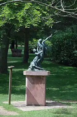 Гамлет. Что ты сделаешь ради неё?скульптор Майкл Фирпо-Капиелло