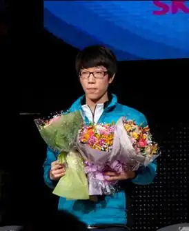 Dear в марте 2012 года