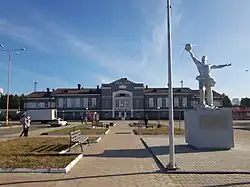 Вид вокзала со стороны города