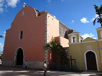 Церковь в Фелипе-Каррильо-Пуэрто