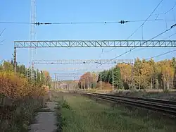 Здесь располагался первый путь станции Баложи