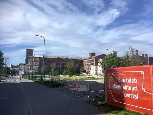 Территория, расчищенная для строительства новых жилых домов, май 2022 года