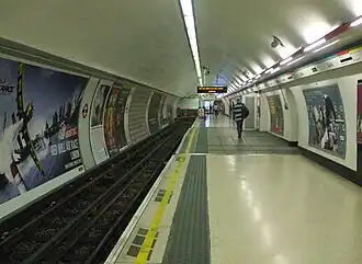 Платформа станции «Банк» линии «Ватерлоо и Сити»