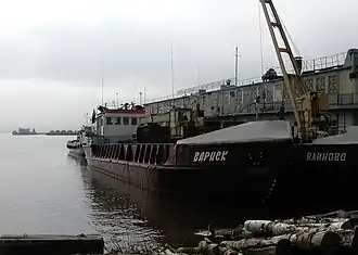 Теплоход «Варнек»,река Северная Двина, Архангельск, 2005 год.