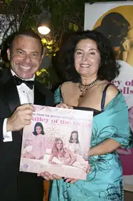 С гей-активистом Доном Коротски Норте, 2006 г.