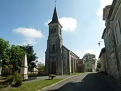 Церковь Сен-Сатюрнен