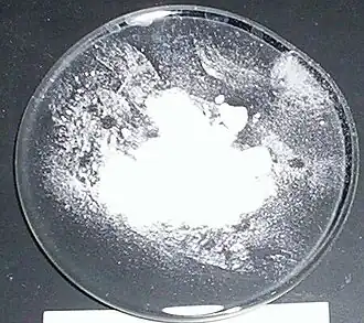 Безводный хлорид бария