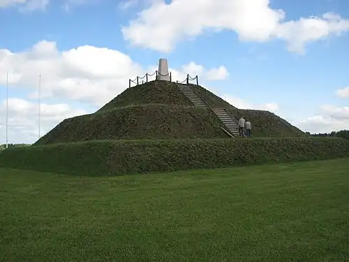 Монумент битве у Паю