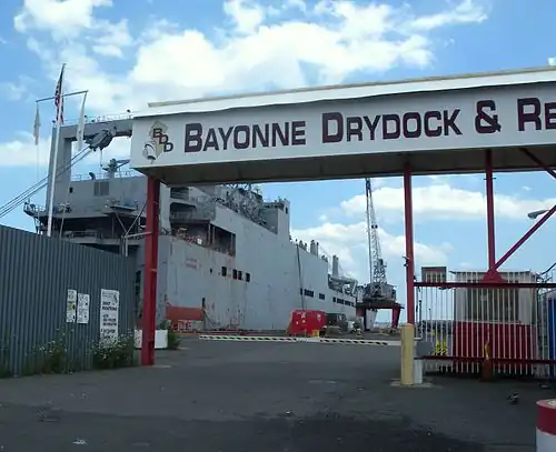 Въезд в сухой док