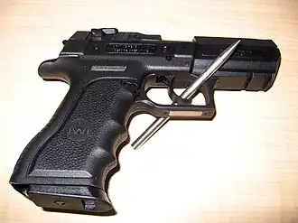 Компактный полимерный вариант пистолета