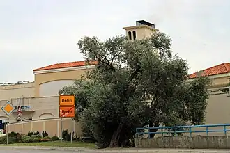 Граница между Бечичи и Борети на шоссе Ядранский путь