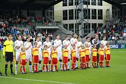 Молодёжная сборная Беларуси перед матчем полуфинала молодёжного ЧЕ-2011 со сборной Испании (Александр Перепечко третий справа)