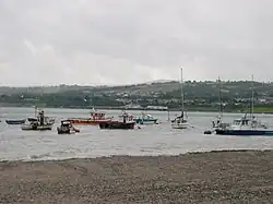 Лодки в гавани Рос-он-Си