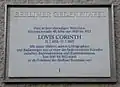 Фарфоровая памятная доска Коринту в берлинском районе Тиргартен по адресу Klopstockstraße 25/27