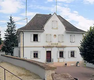 Здание школы